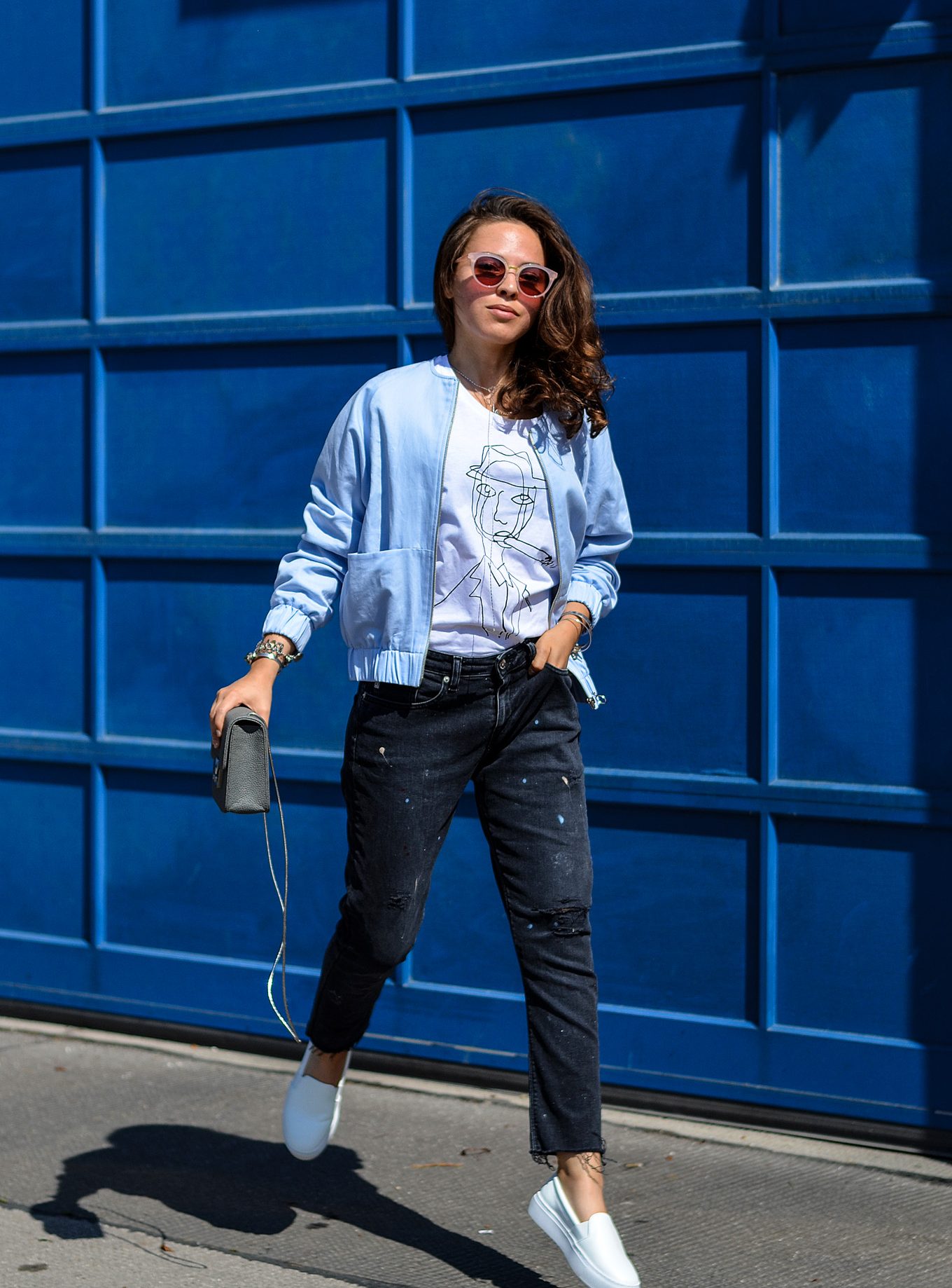 Outfit: Bomberjacket goals (pot smoker involved)